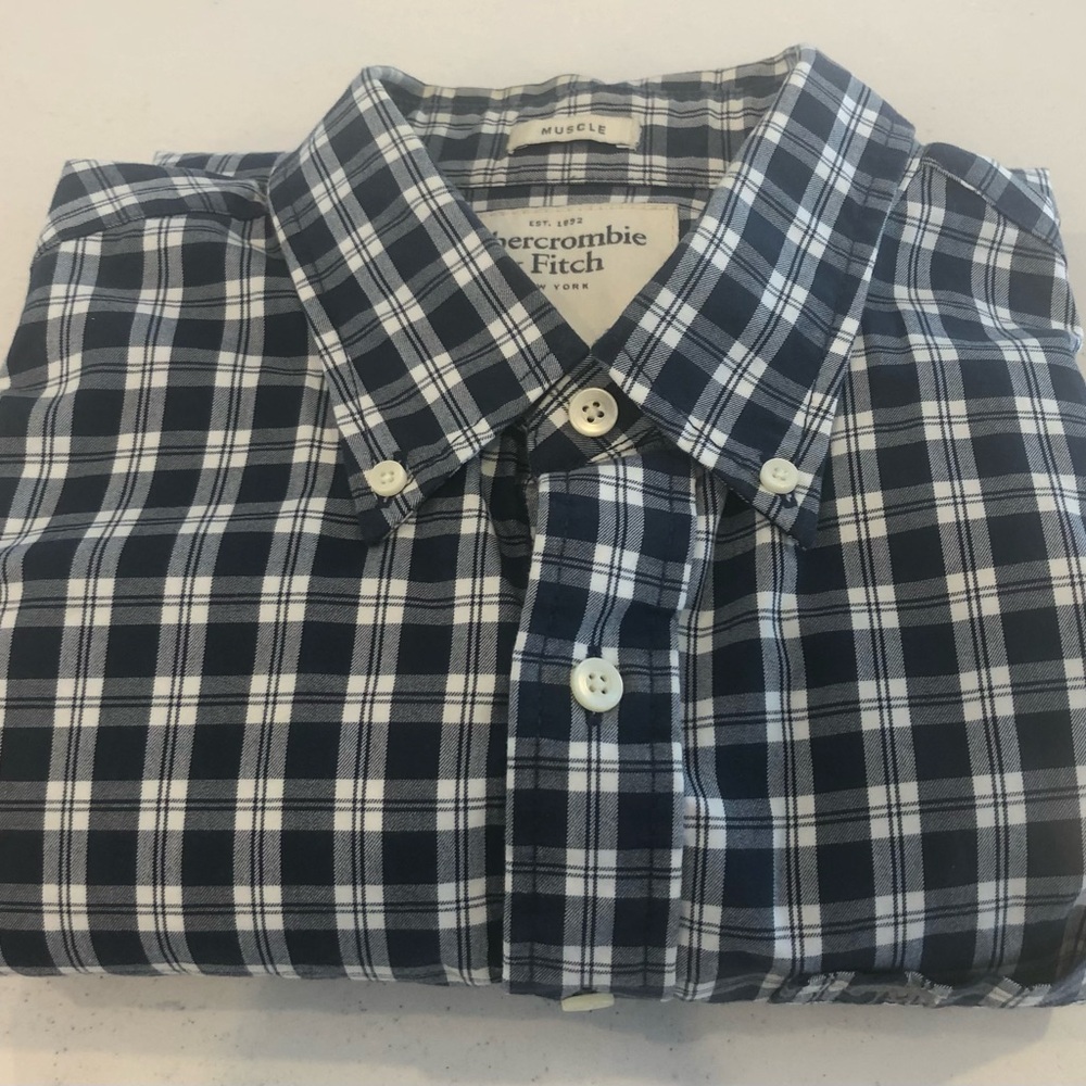 Abercrombie & Fitch Vintage Men's Navy and White Checkered Shirt